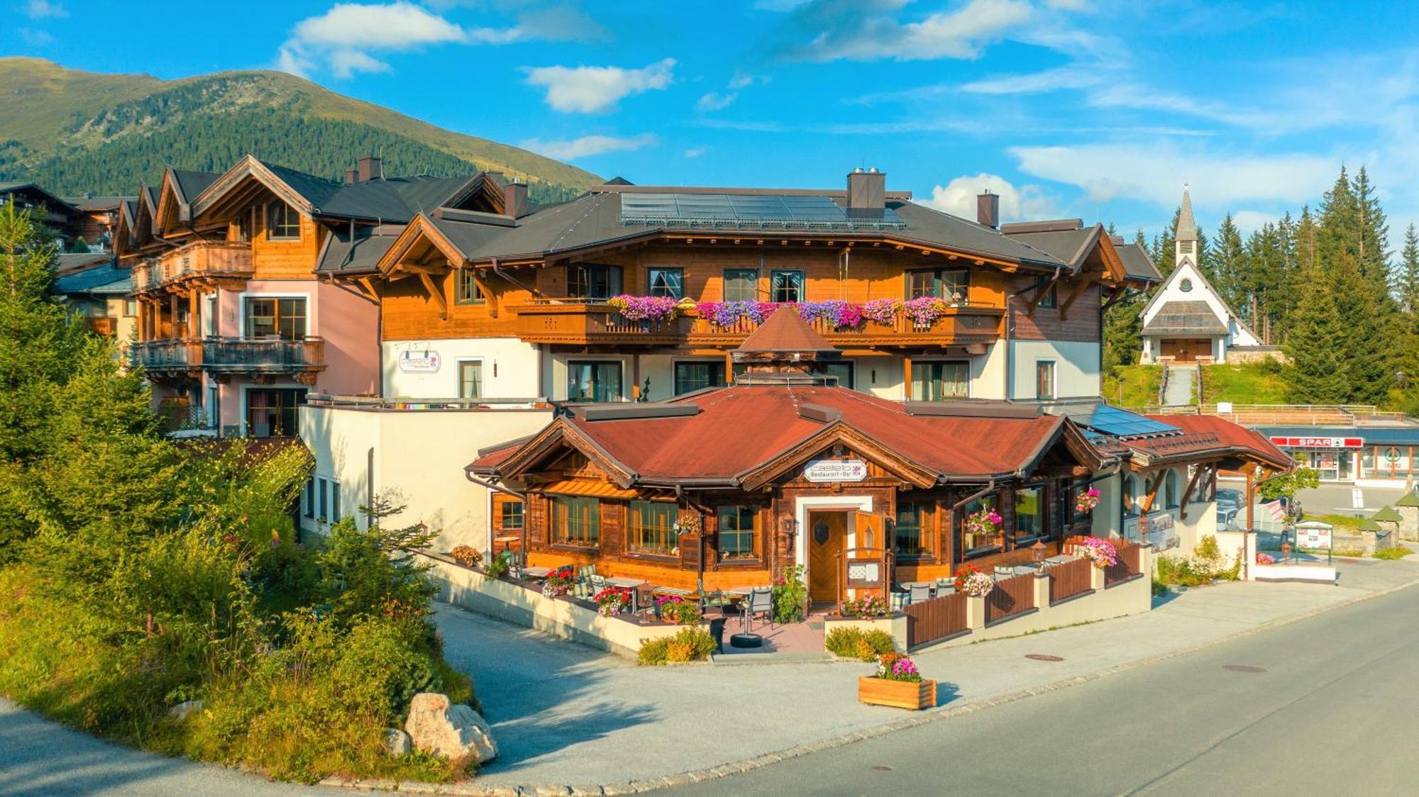 Biohotel Castello Koenigsleiten Konigsleiten Exterior photo