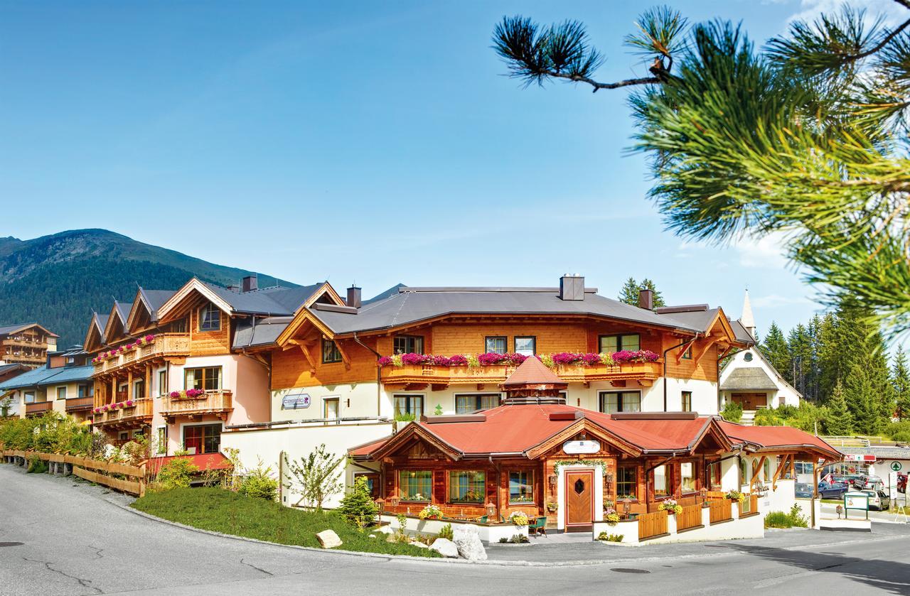 Biohotel Castello Koenigsleiten Konigsleiten Exterior photo