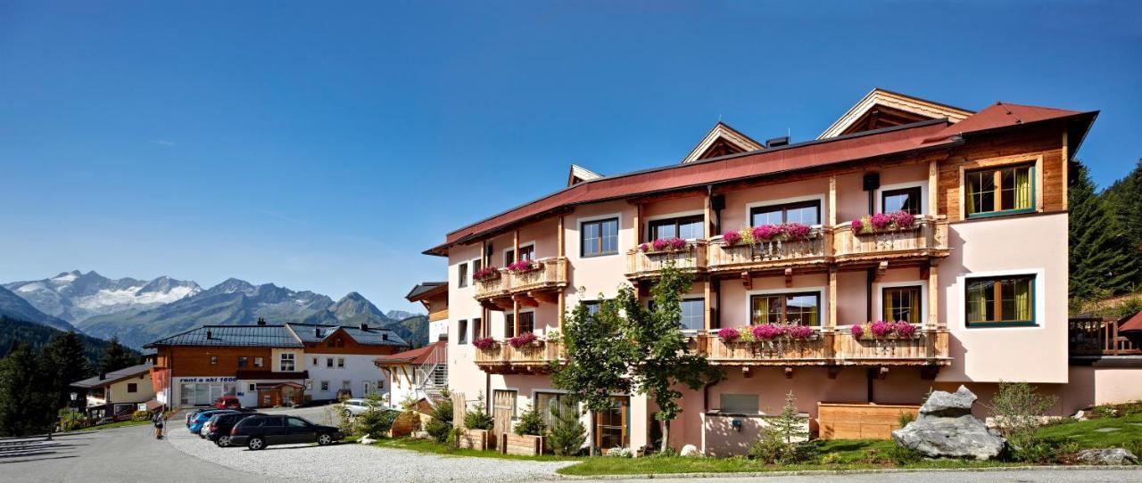 Biohotel Castello Koenigsleiten Konigsleiten Exterior photo